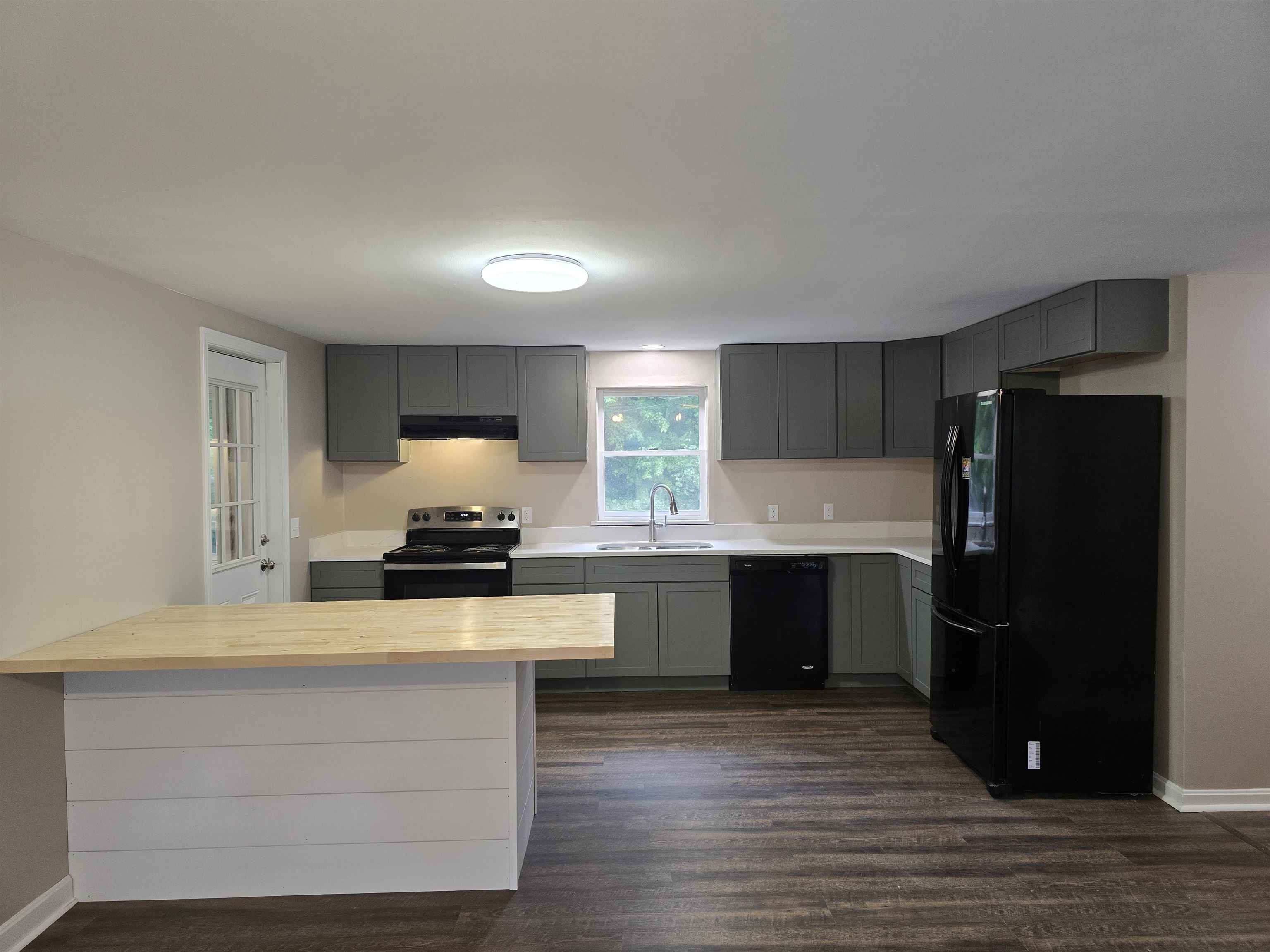 48 Bald Hill Road Conway, NH 03818 - Photo 3 of 11