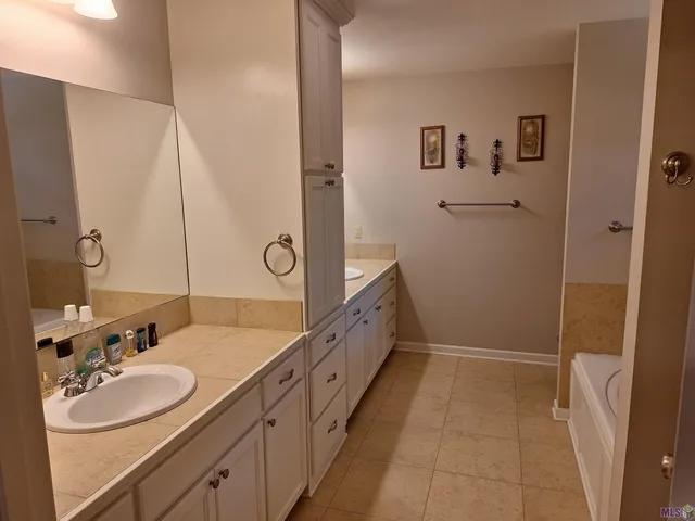 $260,000 | 11230 Toler Street, Clinton, LA 70722