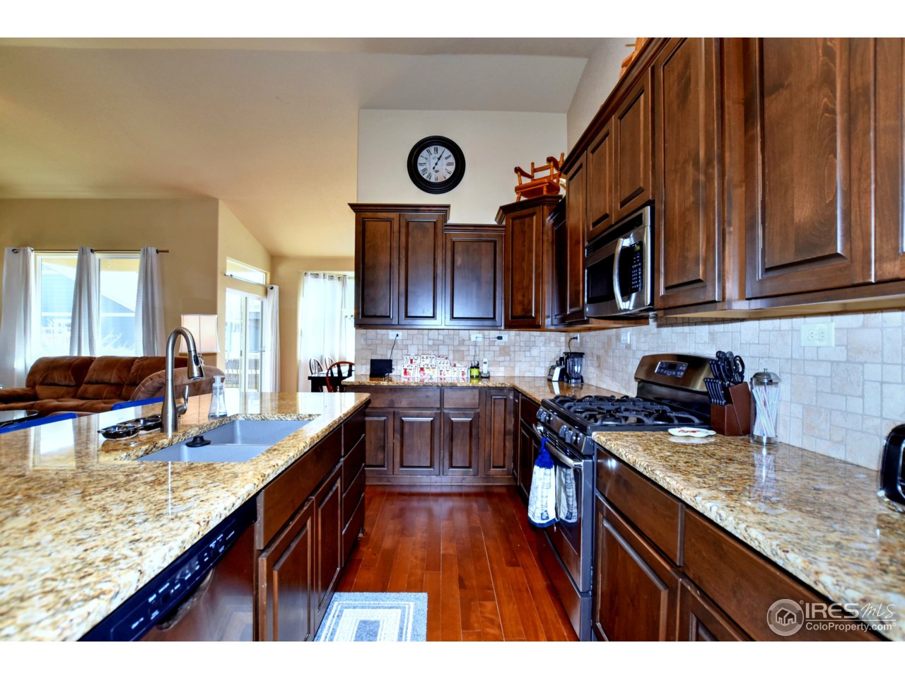 751 Province Road Fort Collins, CO 80525 - Photo 4 of 40 Kitchen
