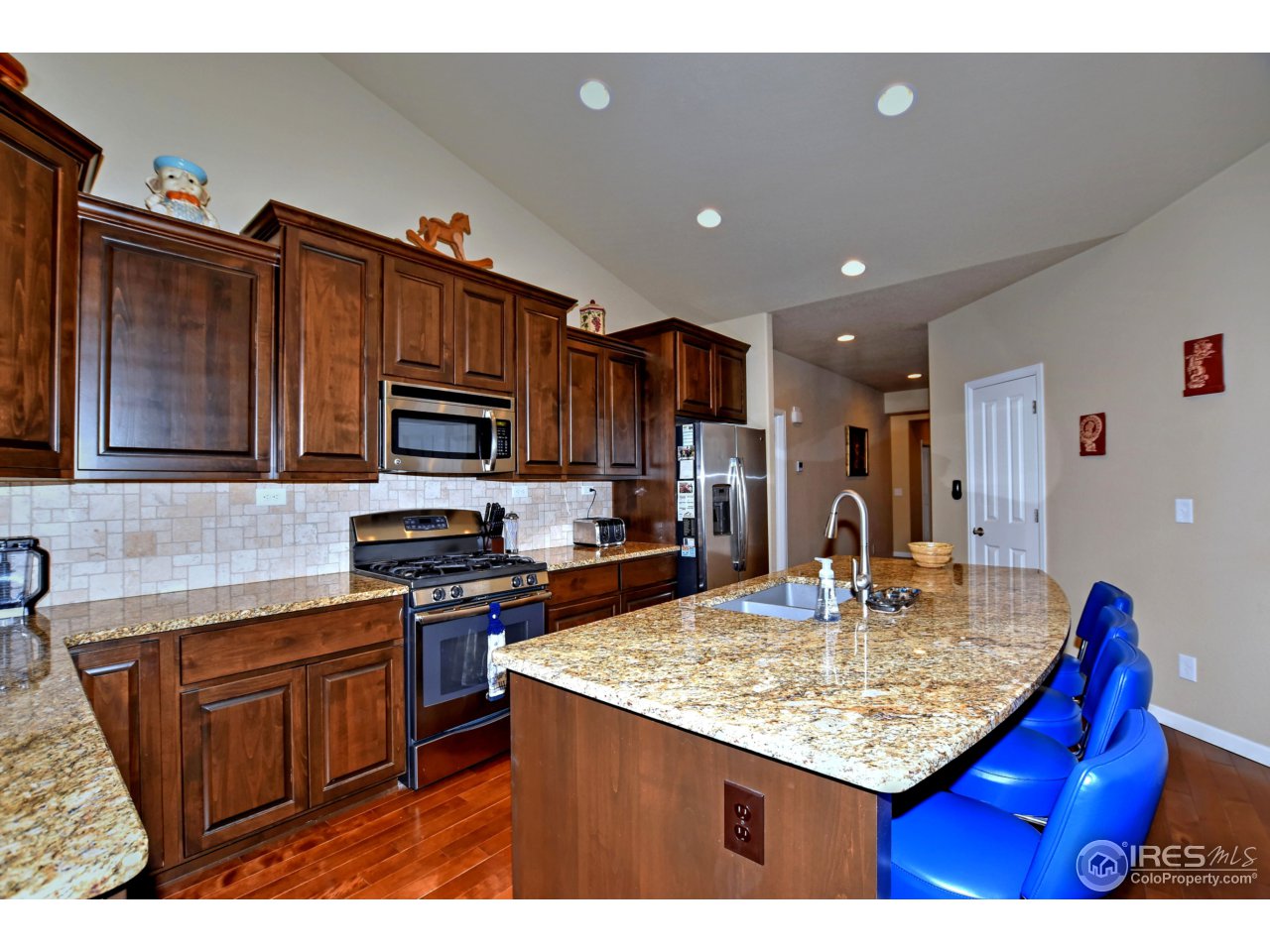 751 Province Road Fort Collins, CO 80525 - Photo 5 of 40 Kitchen
