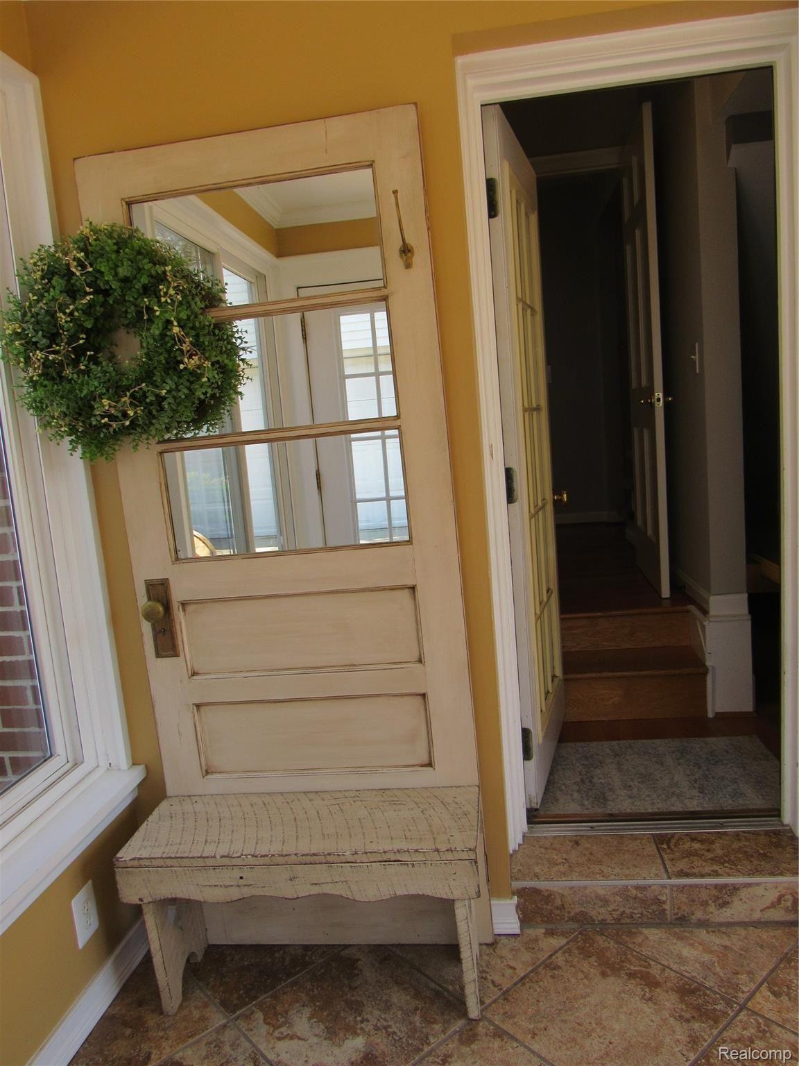 1635 Fairholme Road Grosse Pointe, MI 48236 - Photo 34 of 42 28.JPG