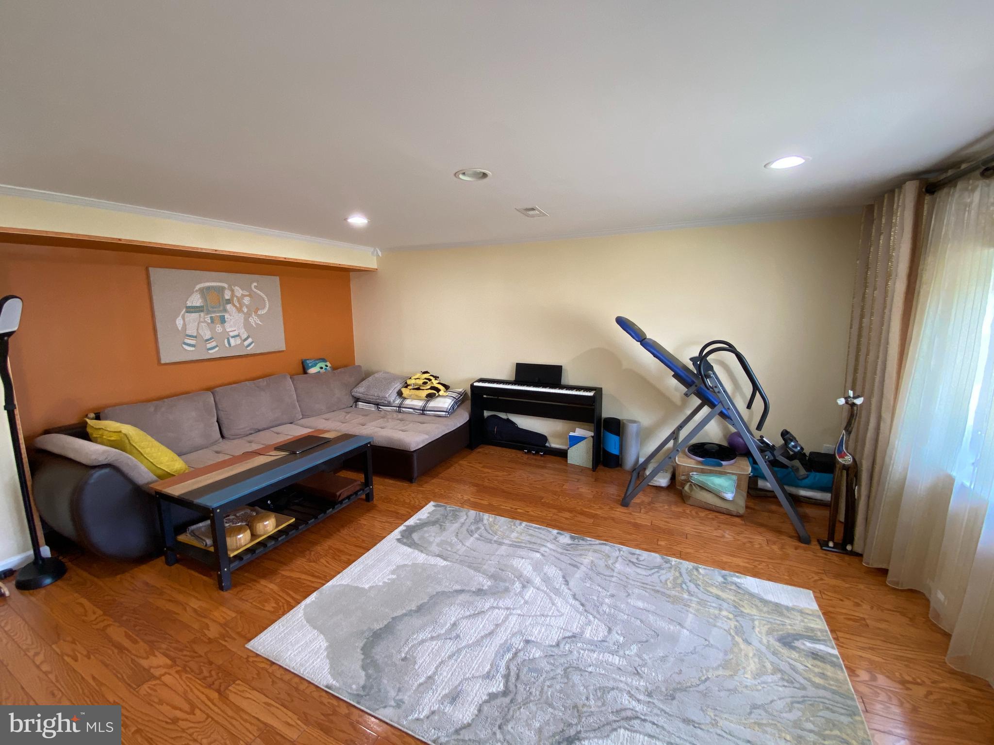 808 Densmore Road Philadelphia, PA 19116 - Photo 15 of 45 Gallery Image 15