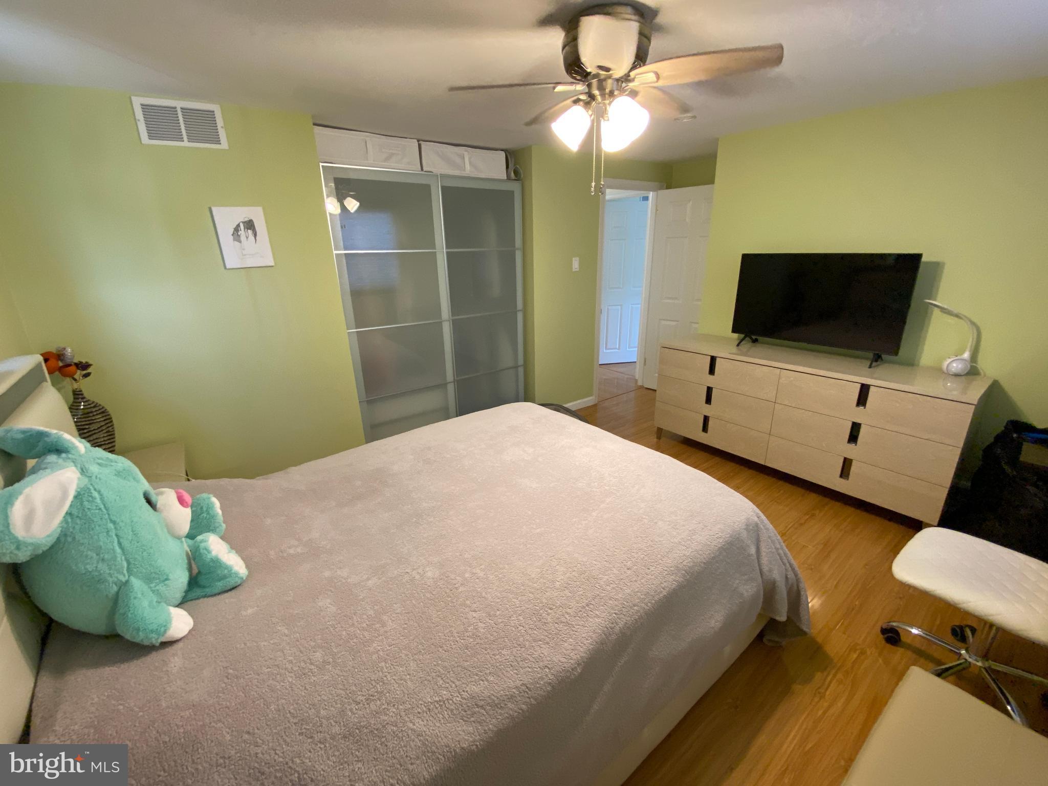 808 Densmore Road Philadelphia, PA 19116 - Photo 29 of 45 Gallery Image 29
