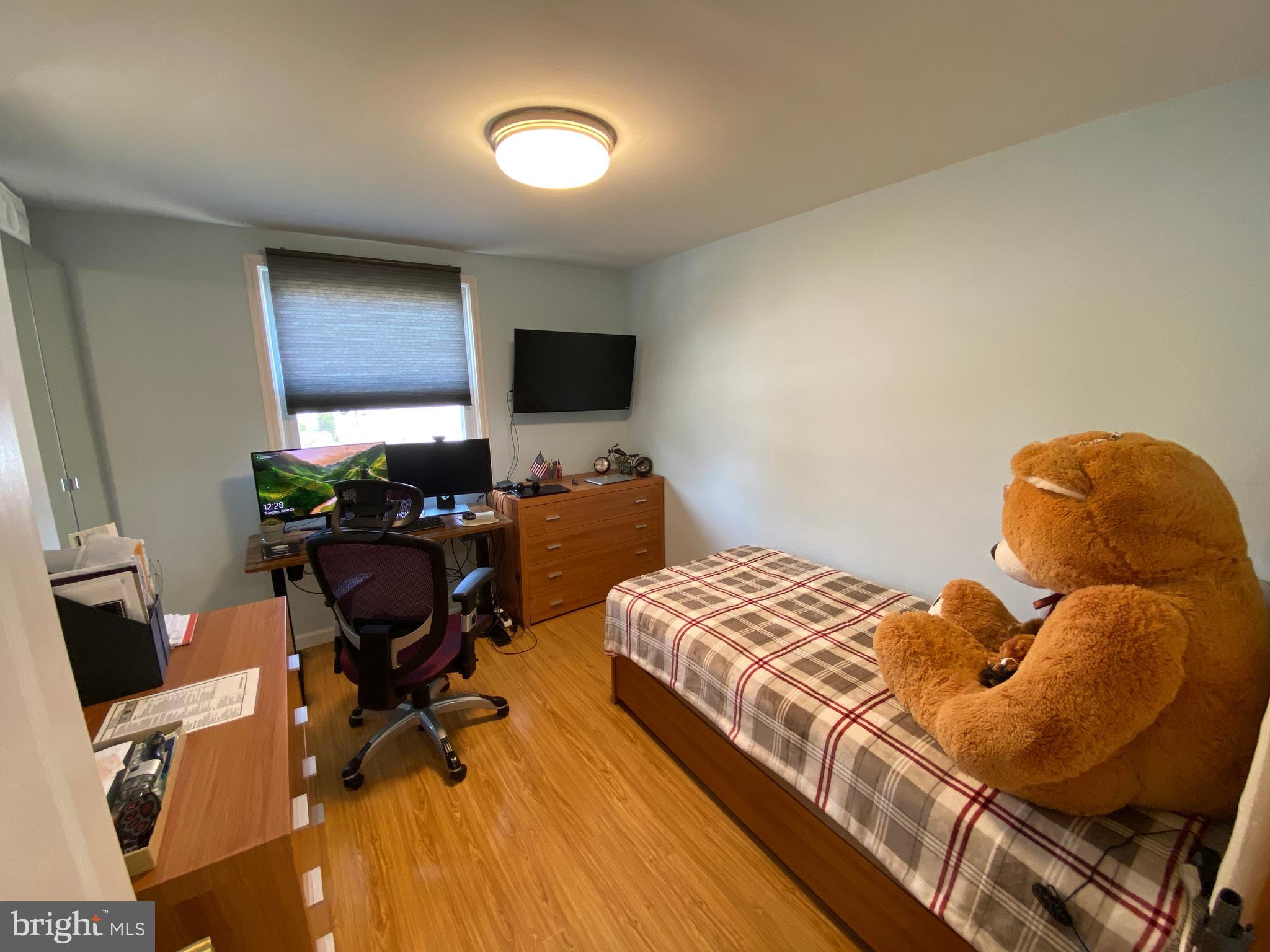 808 Densmore Road Philadelphia, PA 19116 - Photo 30 of 45 Gallery Image 30