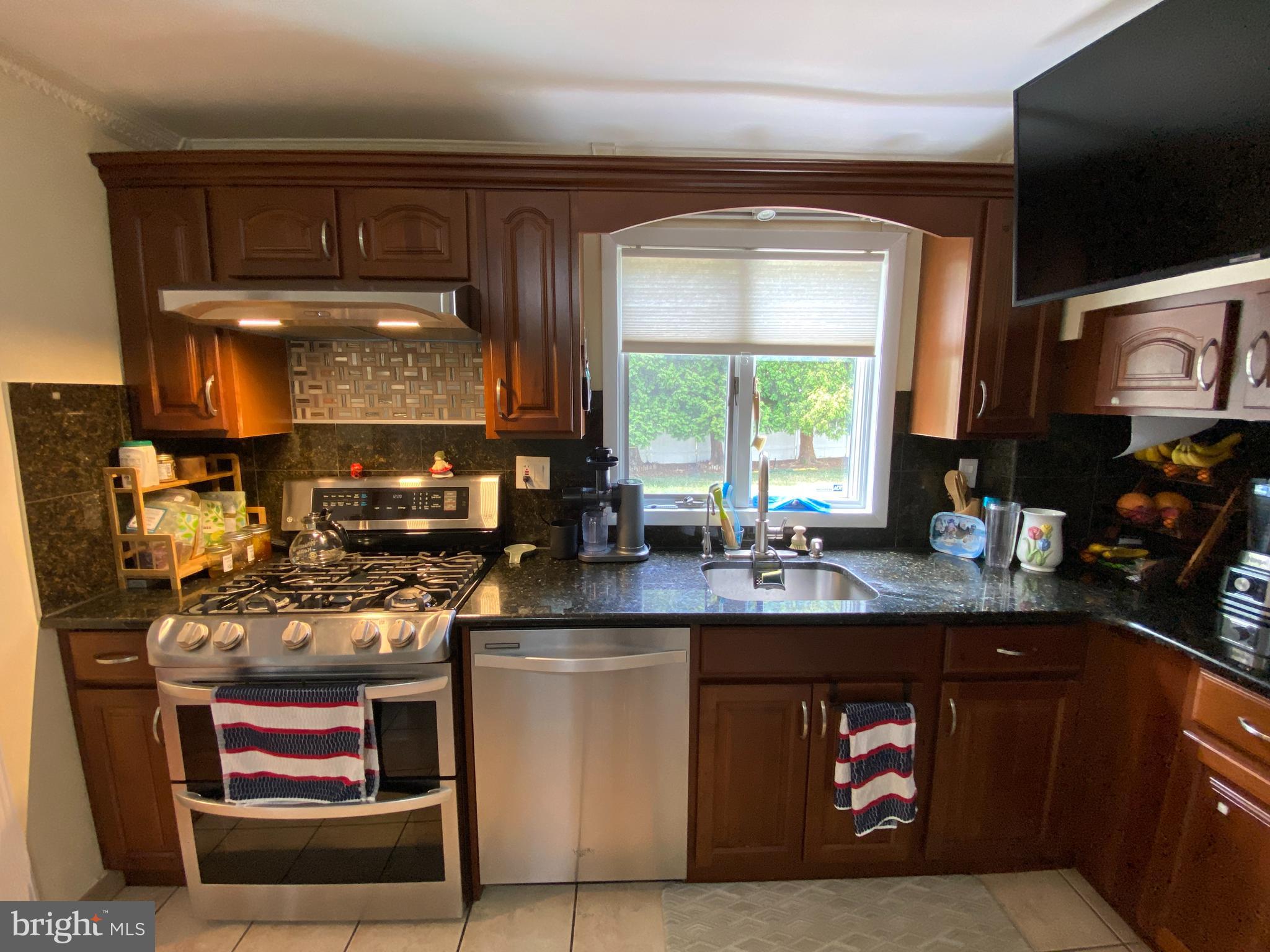 808 Densmore Road Philadelphia, PA 19116 - Photo 9 of 45 Gallery Image 9