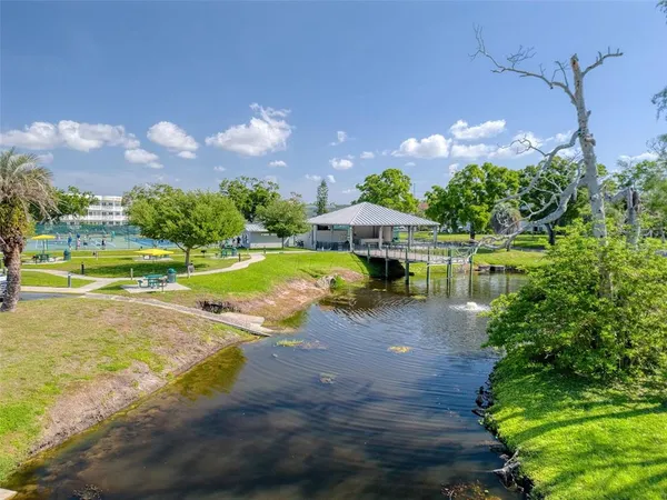 $1,800 | 2450 Canadian Way, Unit 26, Clearwater, FL 33763