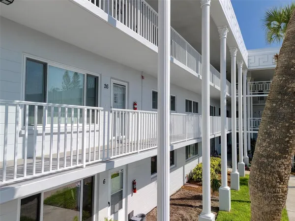 $1,800 | 2450 Canadian Way, Unit 26, Clearwater, FL 33763