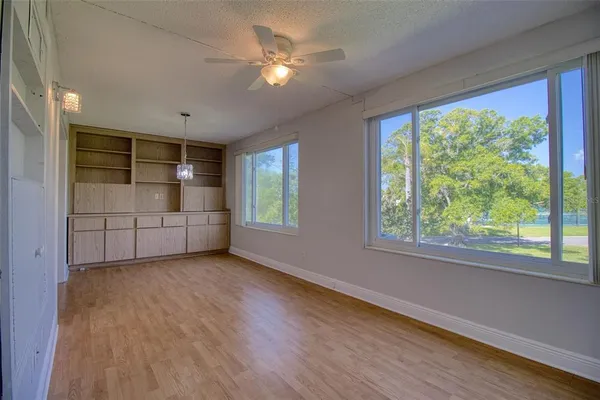 $1,800 | 2450 Canadian Way, Unit 26, Clearwater, FL 33763