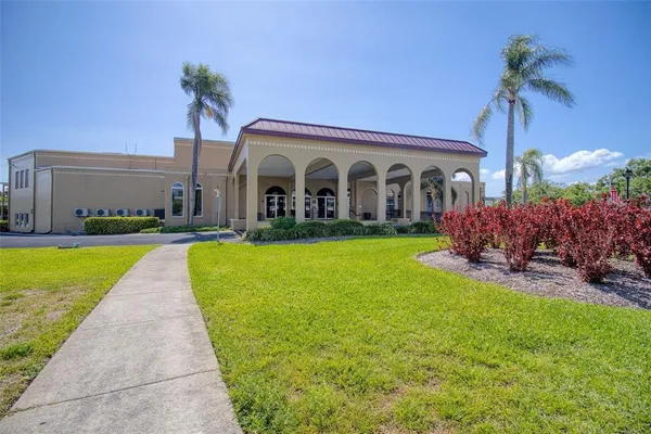 $1,800 | 2450 Canadian Way, Unit 26, Clearwater, FL 33763