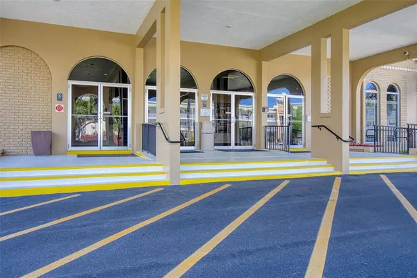 $1,800 | 2450 Canadian Way, Unit 26, Clearwater, FL 33763