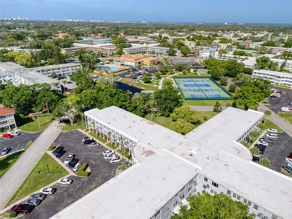 $1,800 | 2450 Canadian Way, Unit 26, Clearwater, FL 33763