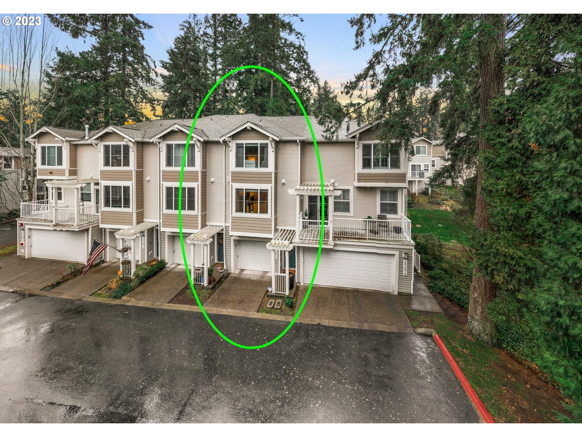 14100 Southwest Barrows Road, Unit 4 Tigard, OR 97223 - Photo 3 of 29 Gallery Image 3