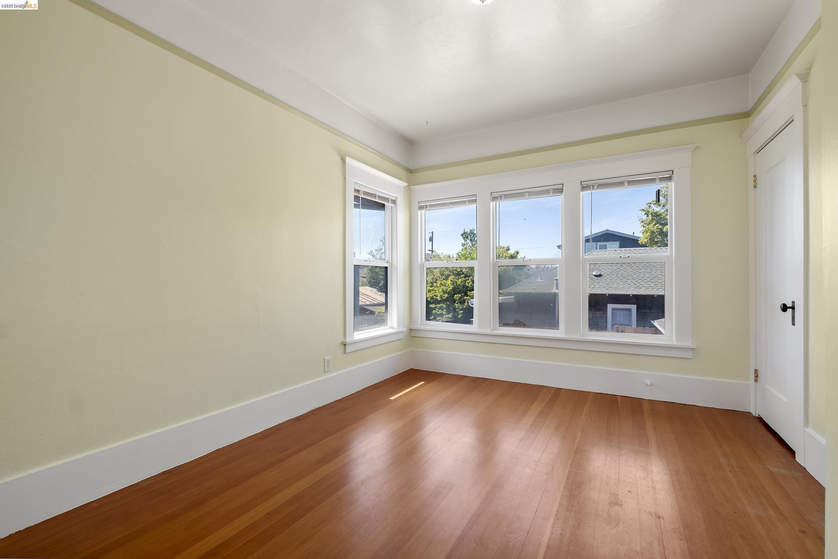 4283 Howe Street Oakland, CA 94611 - Photo 23 of 38
