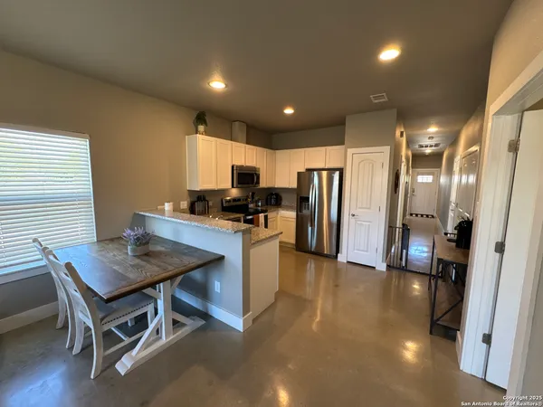 $1,649 | 2010 North Ranch Estates Boulevard, New Braunfels, TX 78130