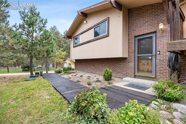 7690 Sublette Road Colorado Springs, CO 80908 - Photo 3 of 42 Gallery Image 3