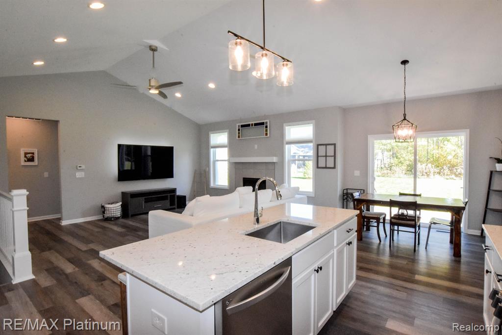 1285 Timberleaf Drive Brighton, MI 48114 - Photo 19 of 39 Gallery Image 19
