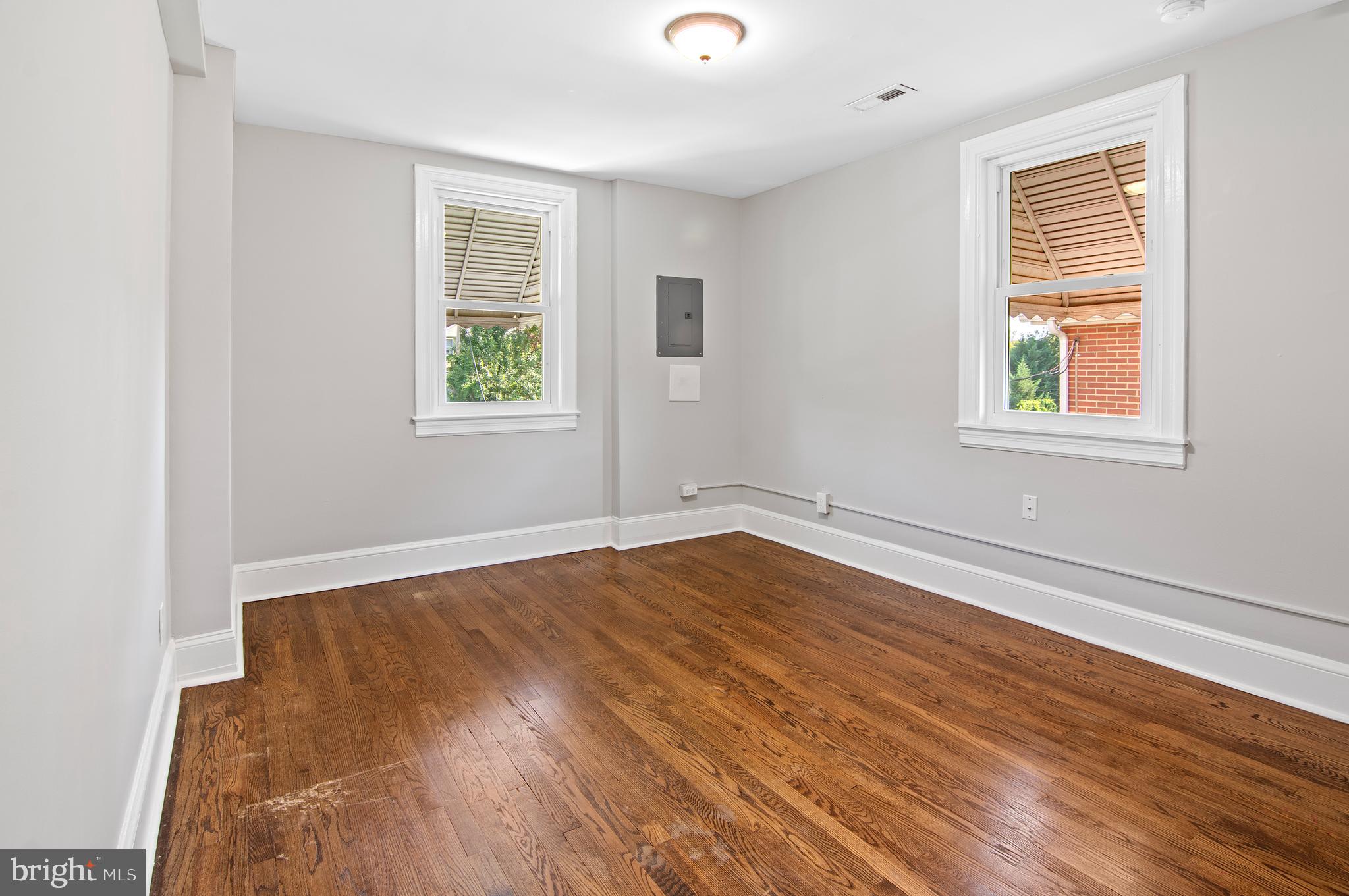 1111 Elm Ridge Avenue Baltimore, MD 21229 - Photo 9 of 28