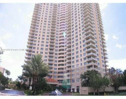 $2,500 | 19501 West Country Club Drive, Unit PH06, Aventura, FL 33180