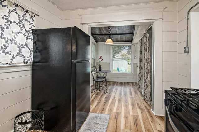 $269,900 | 420 North Robert Street, Ludington, MI 49431