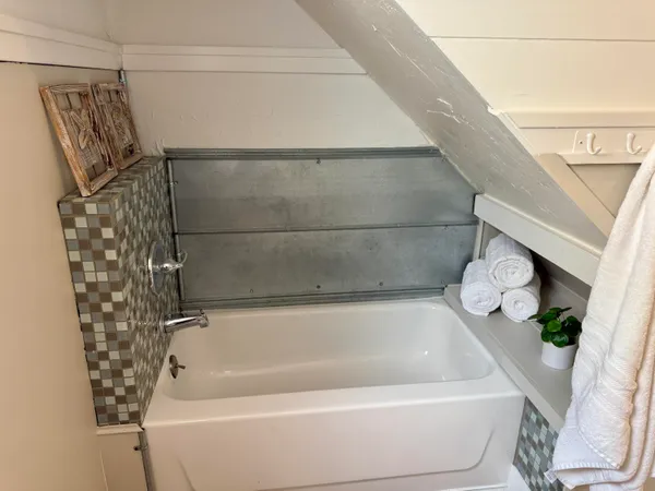 $268,000 | 420 North Robert Street, Ludington, MI 49431