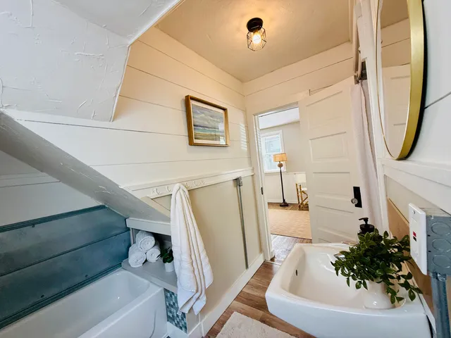 $269,900 | 420 North Robert Street, Ludington, MI 49431