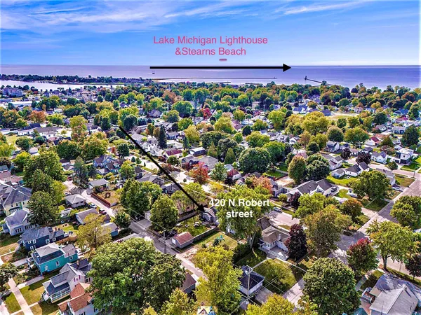 $268,000 | 420 North Robert Street, Ludington, MI 49431