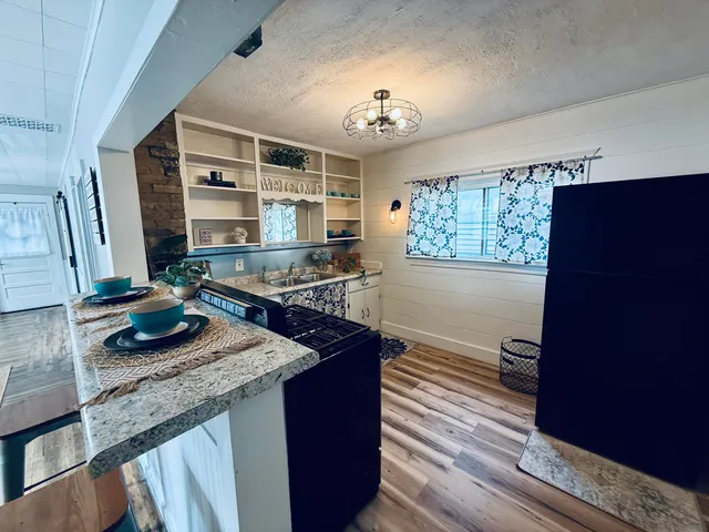 $269,900 | 420 North Robert Street, Ludington, MI 49431