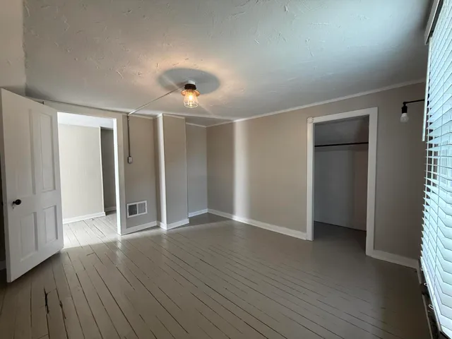 $269,900 | 420 North Robert Street, Ludington, MI 49431