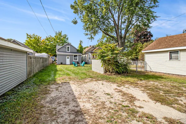 $268,000 | 420 North Robert Street, Ludington, MI 49431