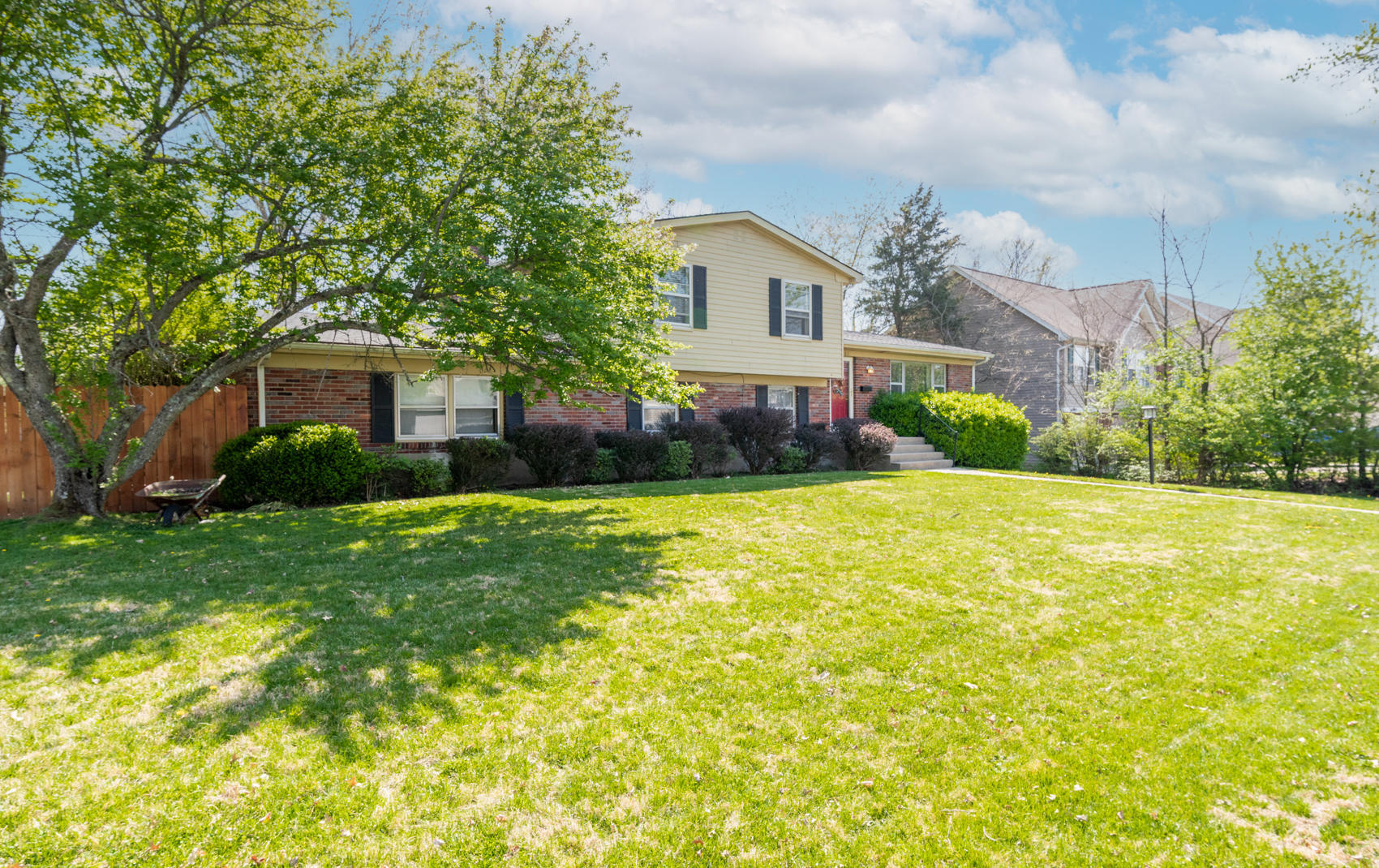 6901 Fernview Road Louisville, KY 40291 - Photo 6 of 55 6901-13