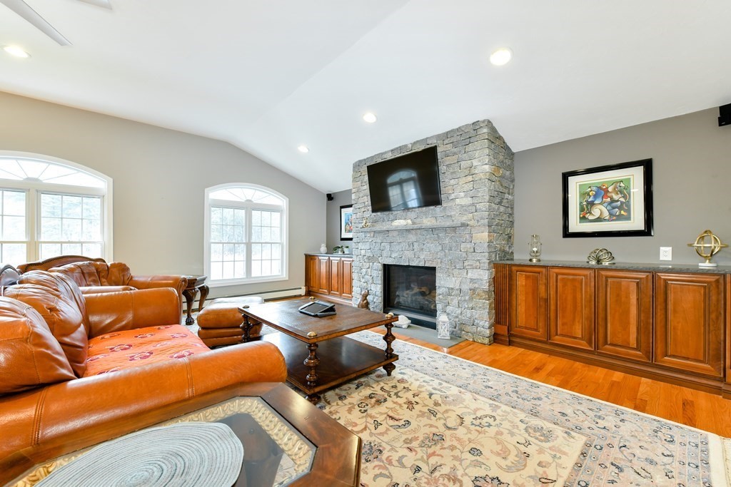 2 Feldman Way Canton, MA 02021 - Photo 12 of 42 Gallery Image 12