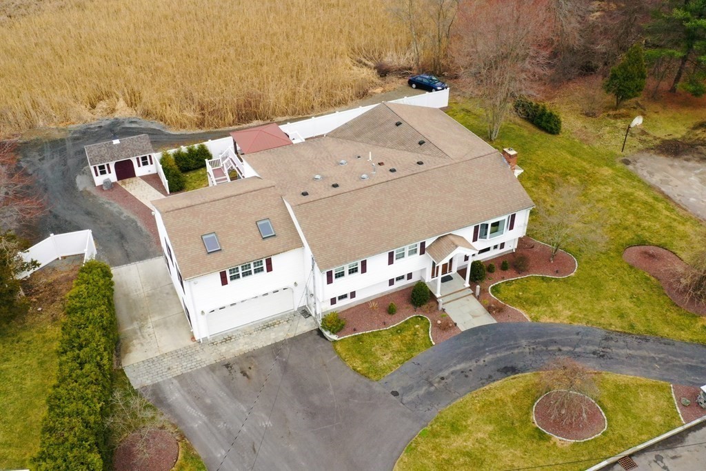 2 Feldman Way Canton, MA 02021 - Photo 3 of 42 Gallery Image 3