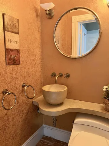 $8,300 | 67 River Road, Nyack, NY 10960