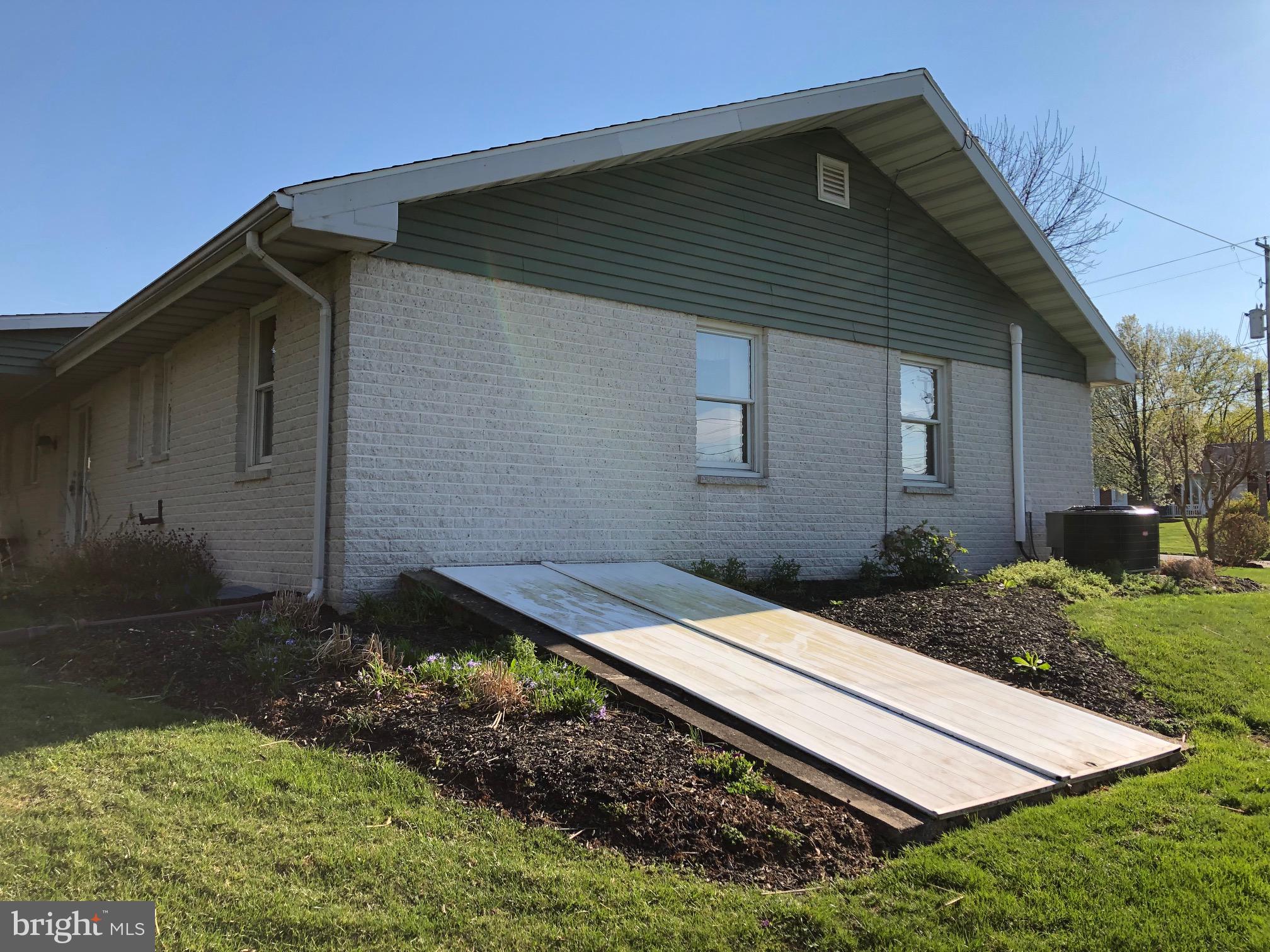 1805 Stoverstown Road Spring Grove, PA 17362 - Photo 8 of 28