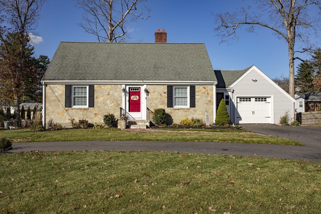 3 Susan Road Easton, MA 02375 - Photo 1 of 42 Gallery Image 1