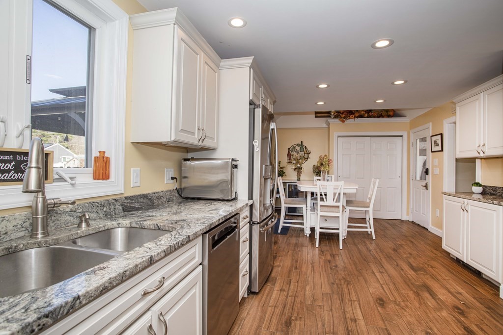 3 Susan Road Easton, MA 02375 - Photo 12 of 42 Gallery Image 12