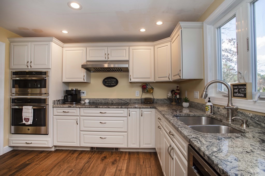 3 Susan Road Easton, MA 02375 - Photo 8 of 42 Gallery Image 8
