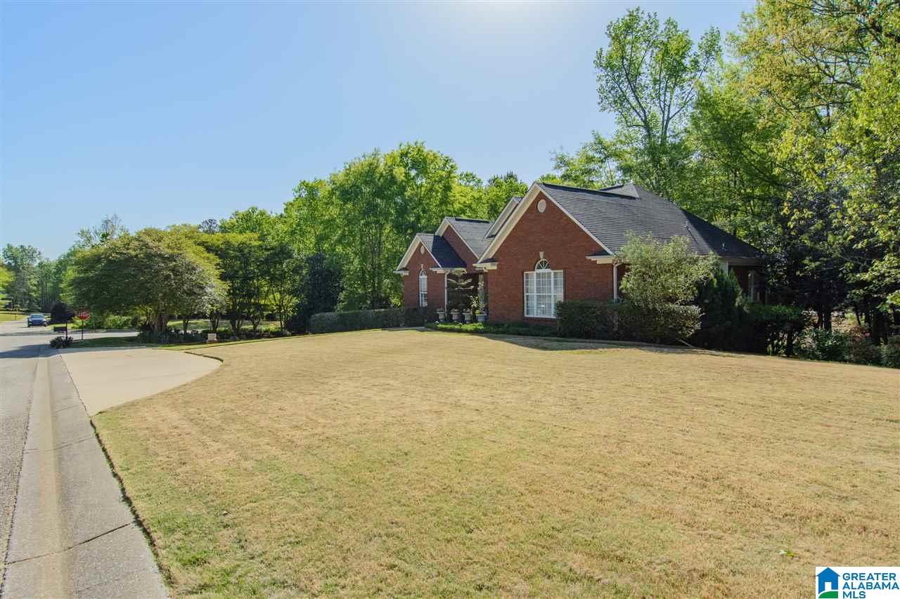 125 Hackberry Circle Chelsea, AL 35043 - Photo 3 of 50