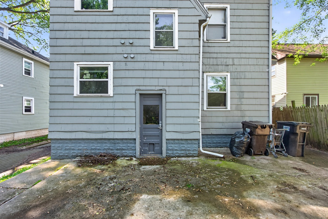 242 West High Street Jackson, MI 49203 - Photo 38 of 41
