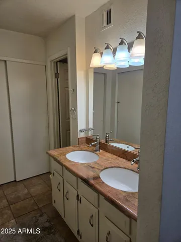$2,650 | 8649 East Royal Palm Road, Unit 230, Scottsdale, AZ 85258