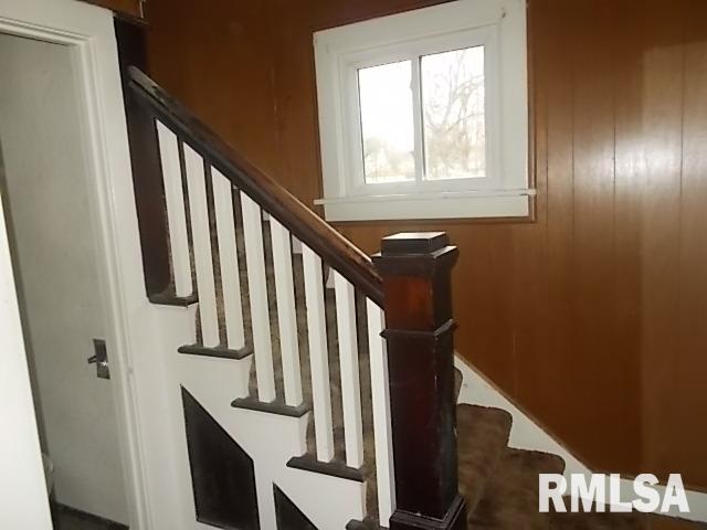 2830 Cleveland Street Clinton, IA 52732 - Photo 6 of 13 Gallery Image 6