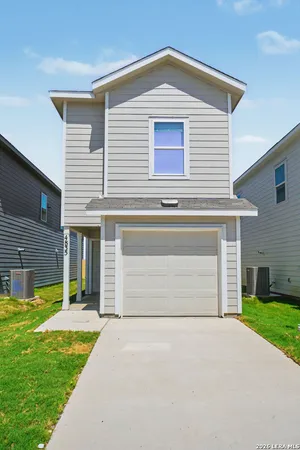 $1,550 | 4835 Daisy Blossom, Converse, TX 78109