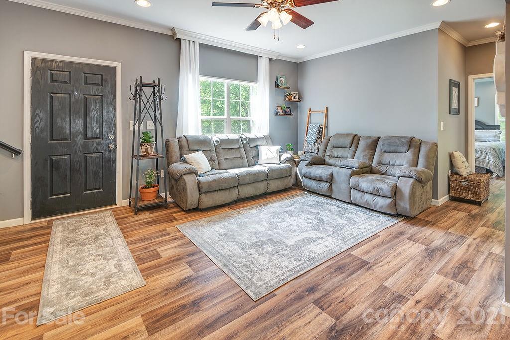 30 Boxturtle Road Candler, NC 28715 - Photo 4 of 39 Gallery Image 4