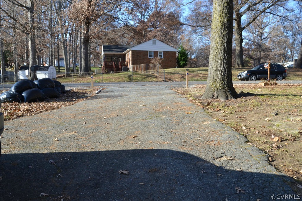 11401 Gravier Road Midlothian, VA 23112 - Photo 7 of 24 Gallery Image 7