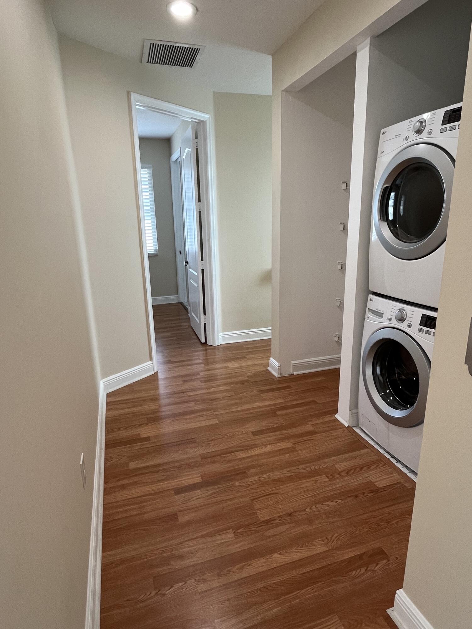 3600 Northwest 5th Terrace Boca Raton, FL 33431 - Photo 22 of 36 Laundry
