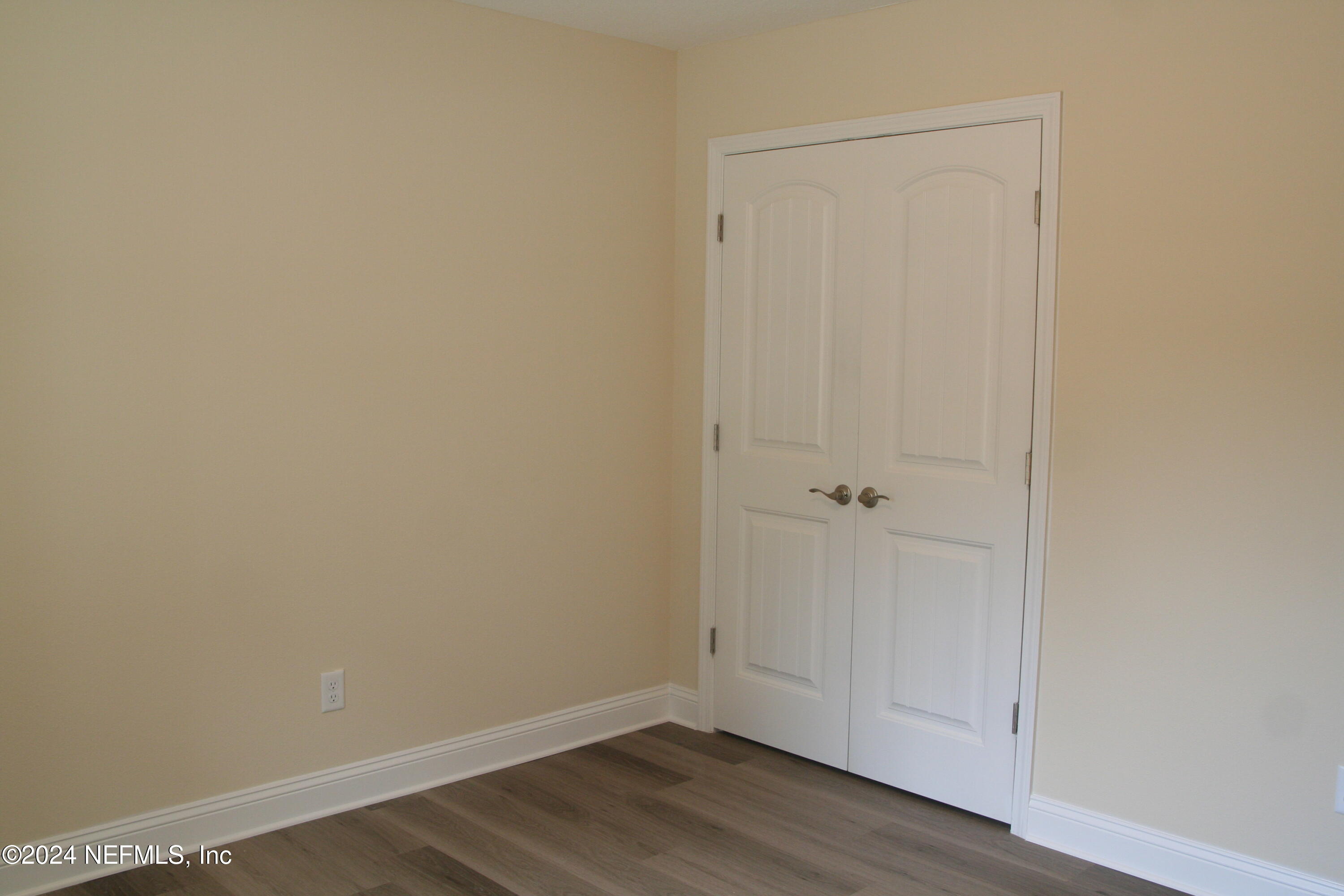 54516 Church Road Callahan, FL 32011 - Photo 10 of 39 a view of an empty room