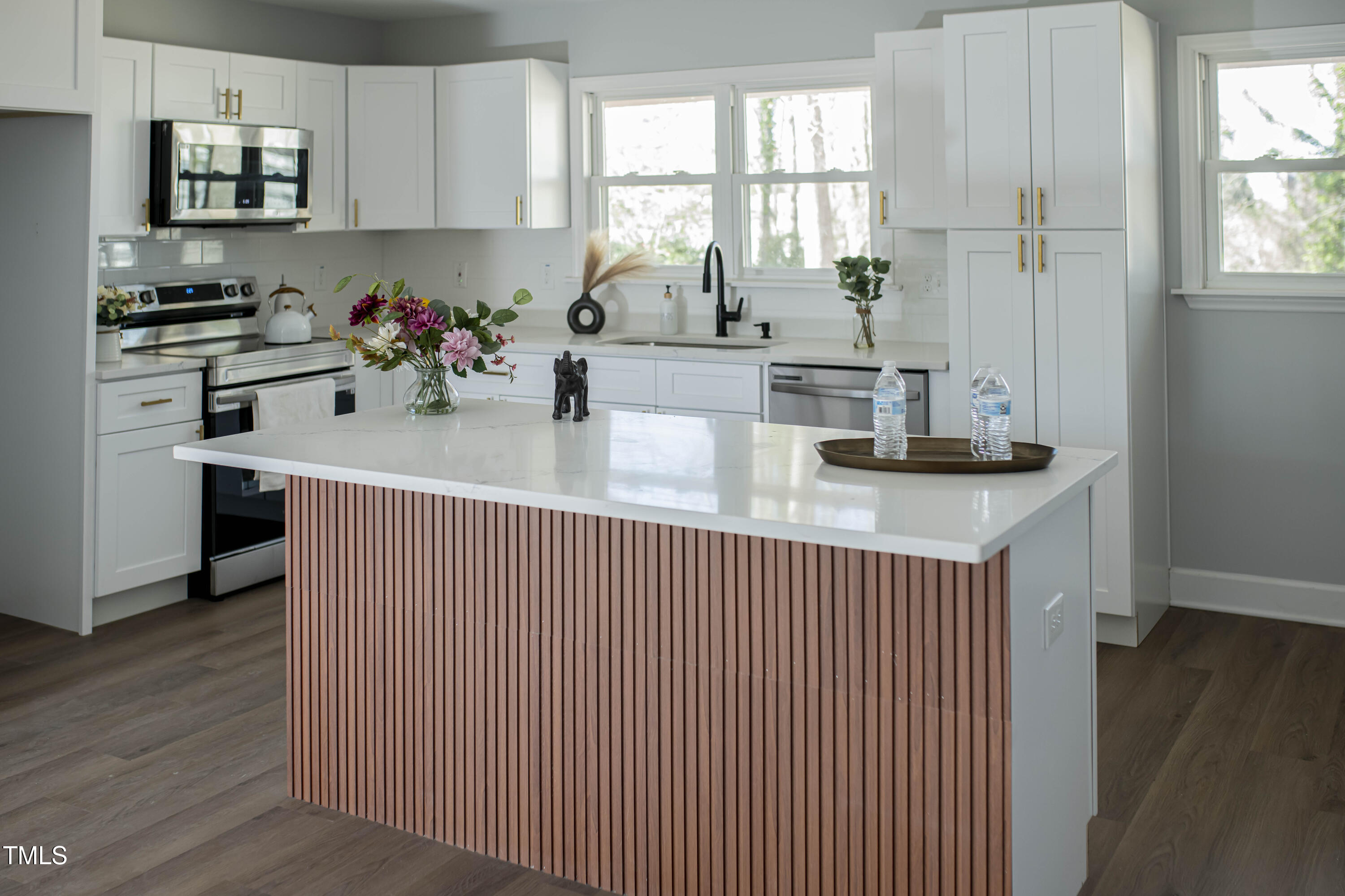 5845 Farmwell Road Raleigh, NC 27604 - Photo 3 of 17 DSC_1536