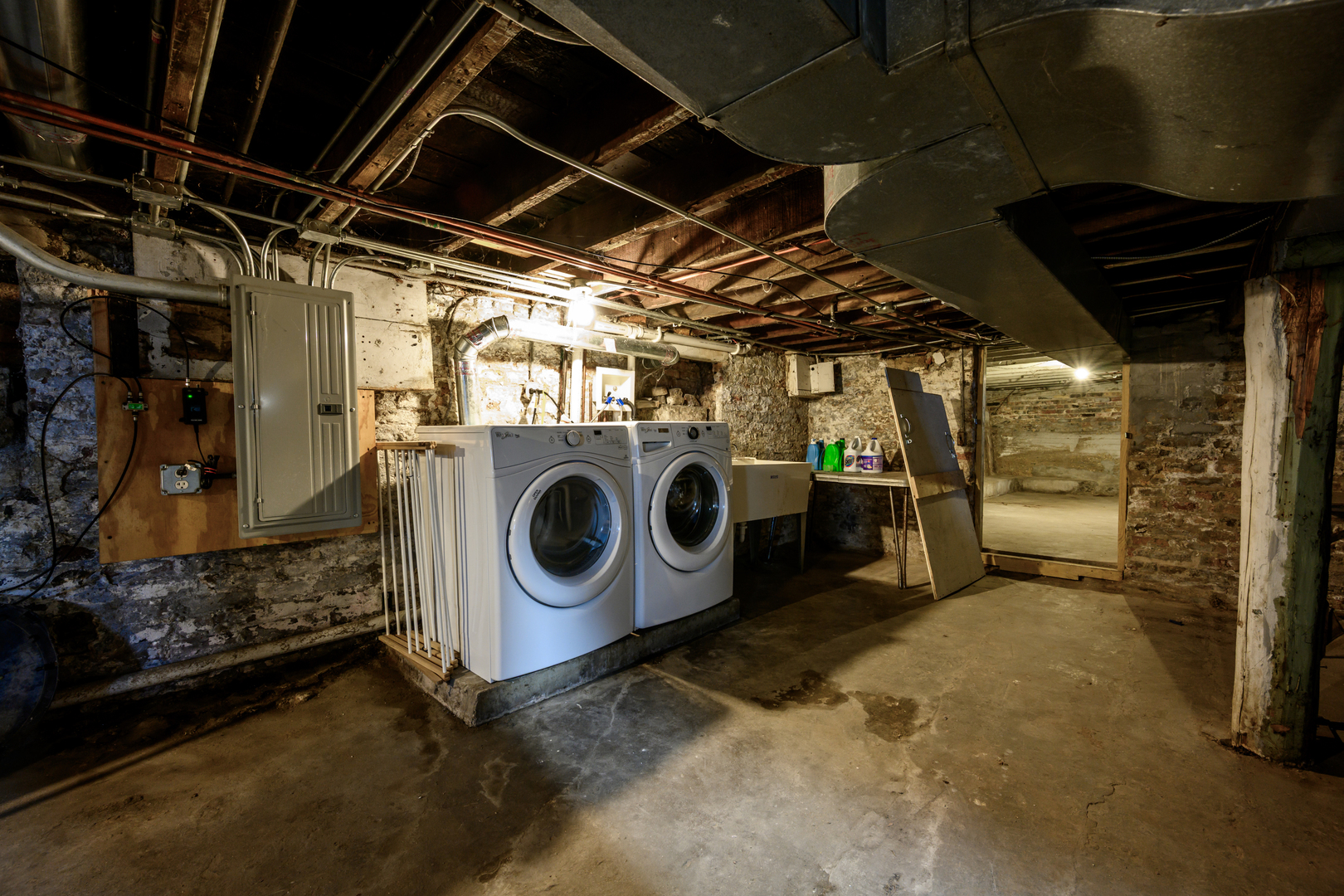 1646 West Blackhawk Street Chicago, IL 60622 - Photo 20 of 21 a utility room with dryer and washer