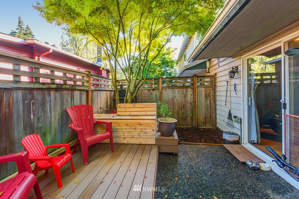 7631 218th Street Southwest, Unit 22 Edmonds, WA 98026 - Photo 14 of 15