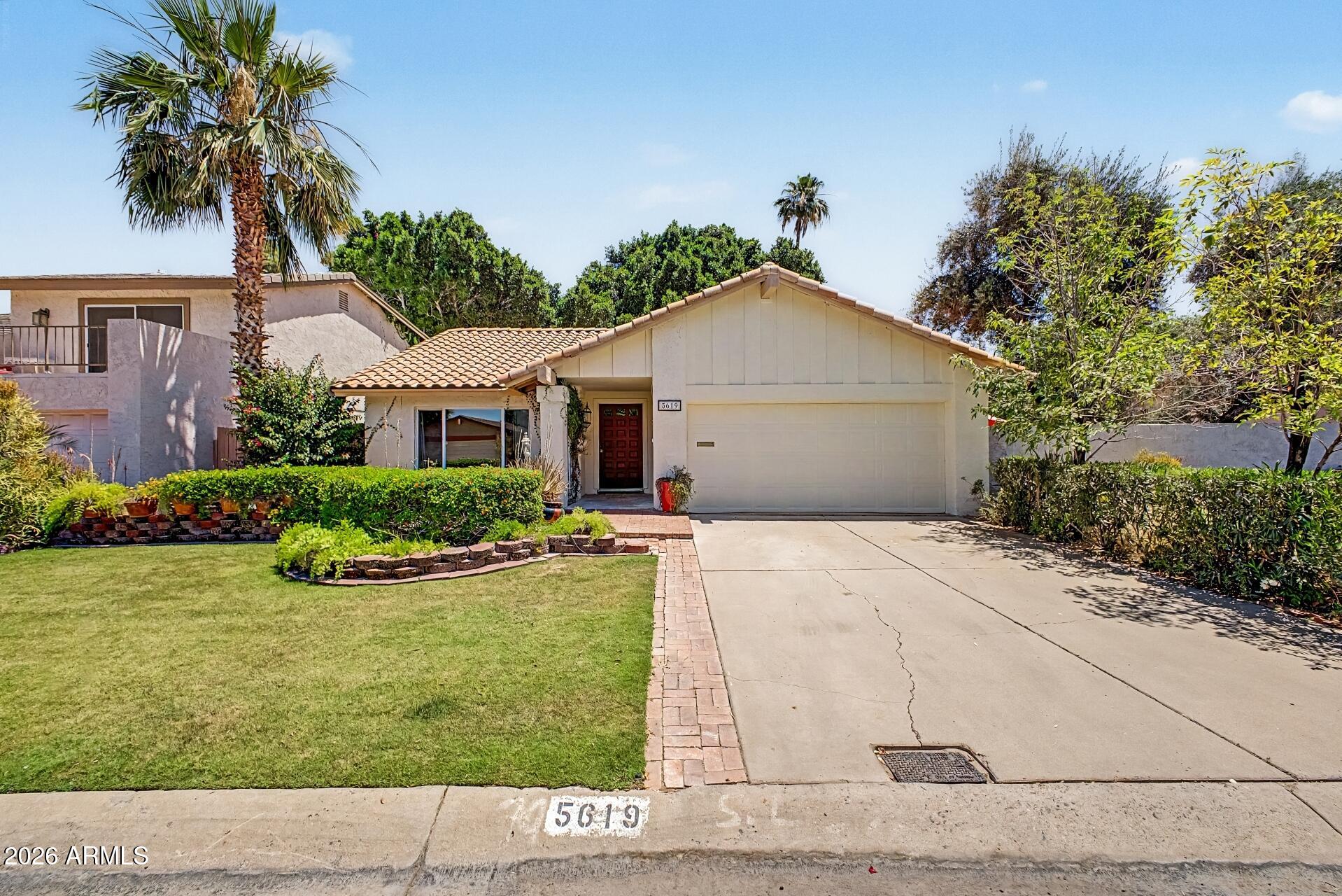 5619 South Crows Nest Road Tempe, AZ 85283 - Photo 30 of 48